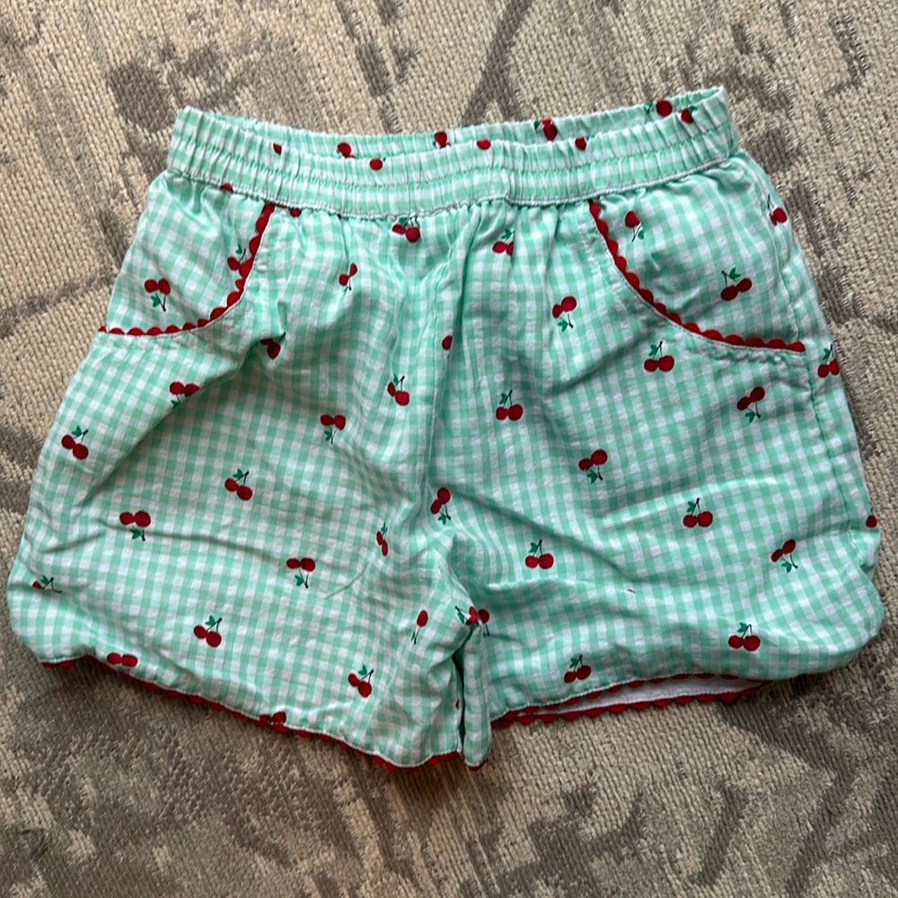 Maddie and Connor NWOT cherry shorts size 6